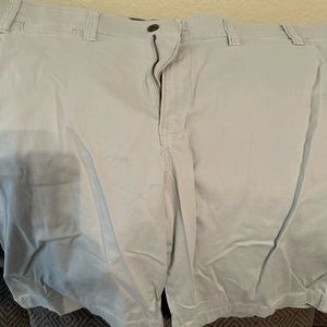Men’s cotton khaki shorts